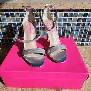 betsey johnson silver Metal heels 5.5 BROADWAY Shoes Strappy NIB